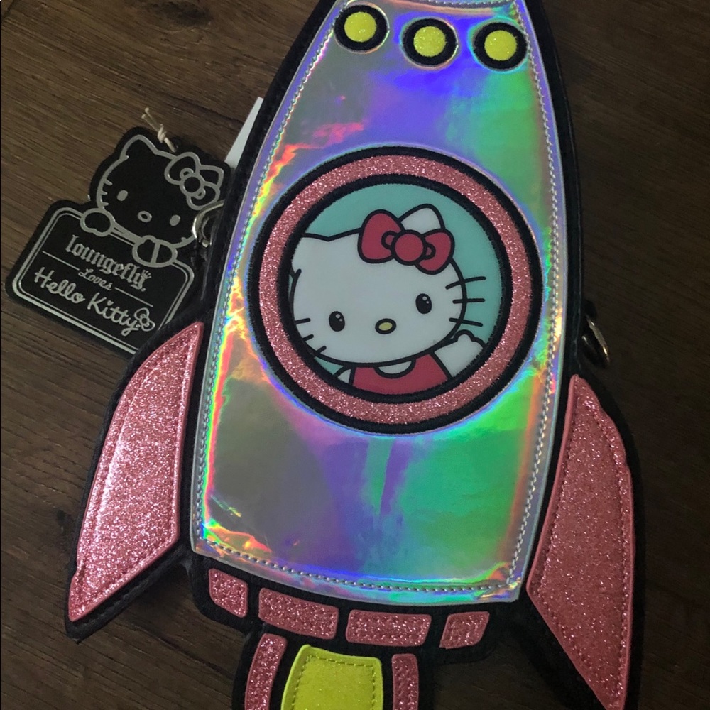 ONE LEFT! HELLO KITTY (Loungefly)-NWT Rocket Bag - Picture 8 of 8